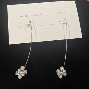 NWT A.B.Ellie Deco Stem Drop - Bridal Pearl Earrings